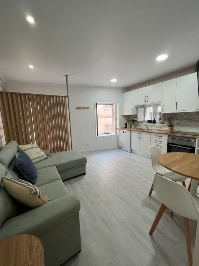 Bluebay Sesimbra - Laura Apartment ภายนอก รูปภาพ